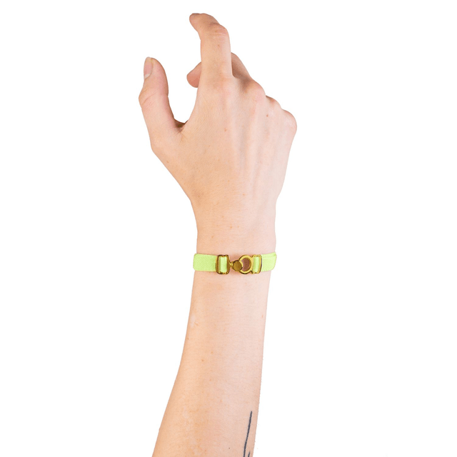 Bracelet Koutur doré et ruban anis