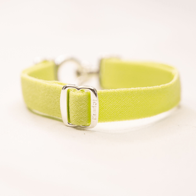 Bracelet Koutur argenté et ruban anis